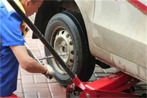 红河附近拖车24小时服务热线电话